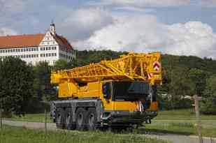 Liebherr LTM 1070-4.2, Liebherr